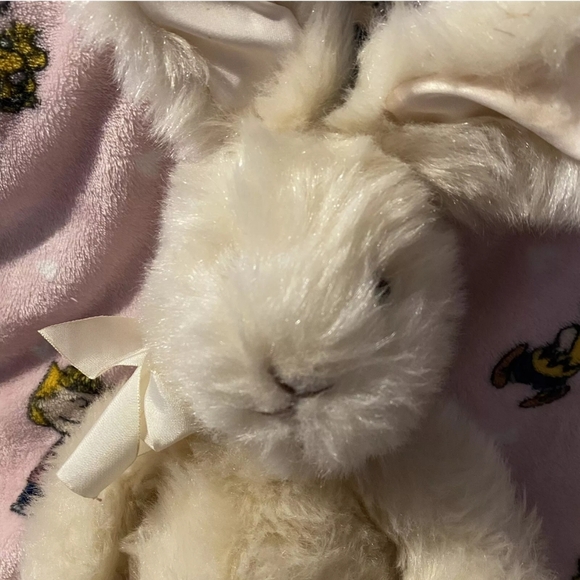 Vintage Russ Berrie Easter Bunny Rabbit Magnolia Cream Plush Stuffed Animal 17” - Picture 2 of 6